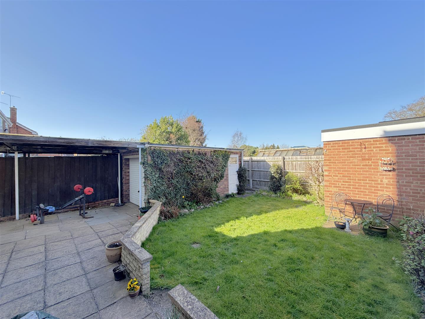 Leyfields Crescent, Warwick 20