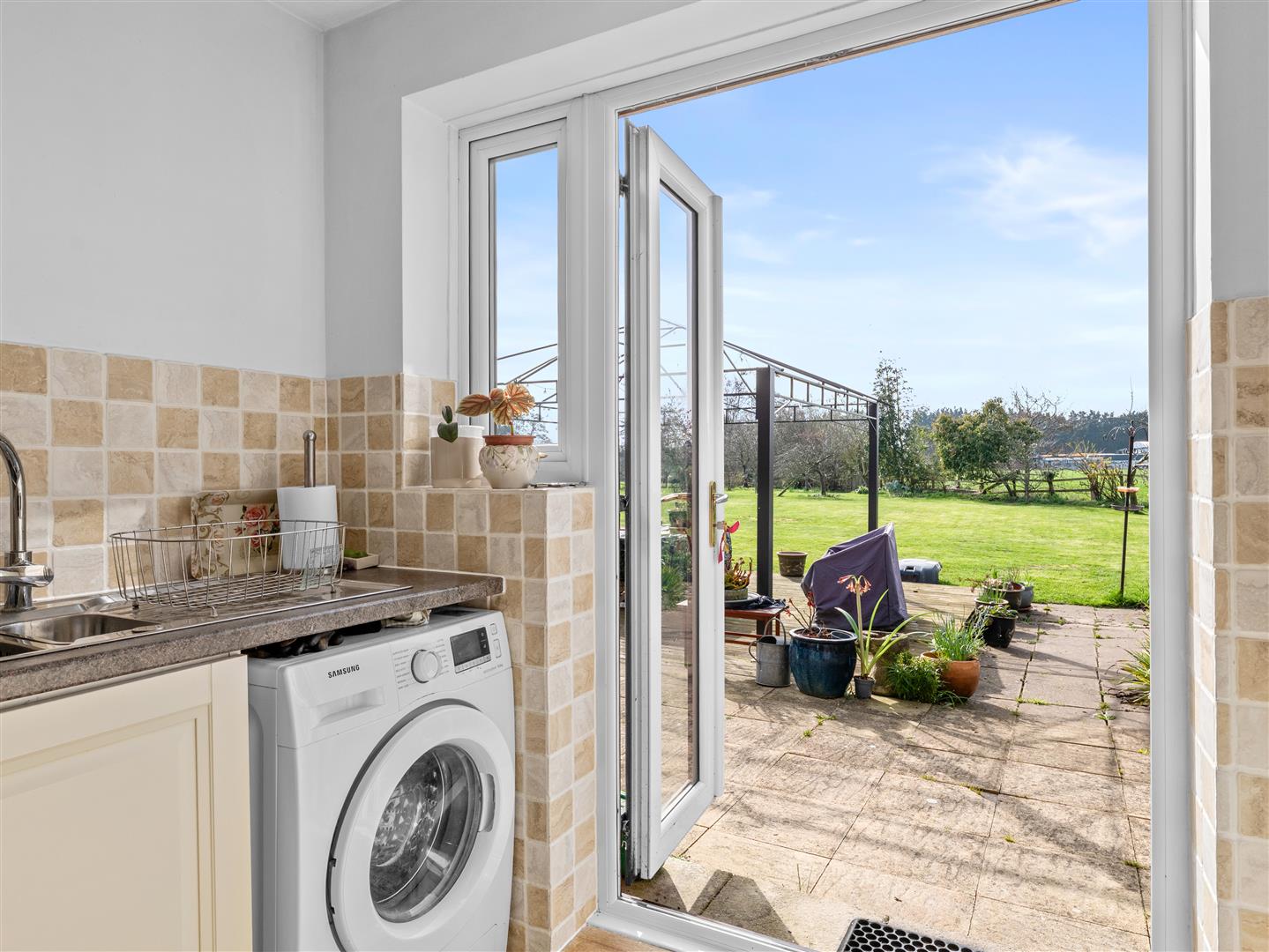 Off Stratford Road, Longbridge, Warwick 15