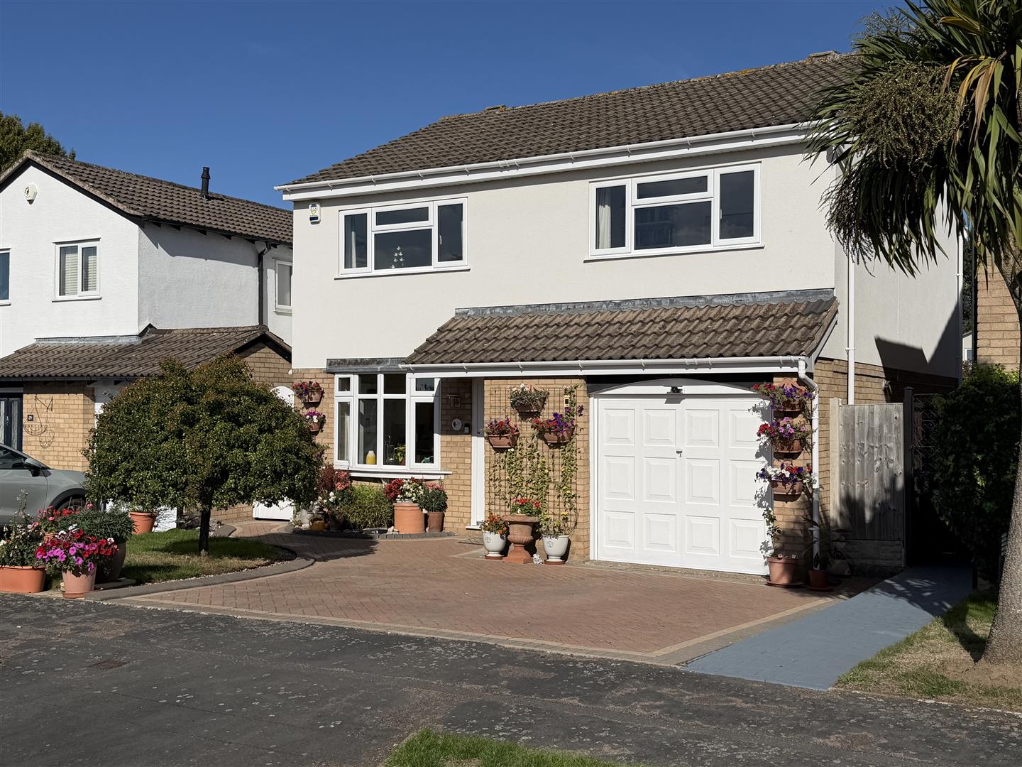 Hathaway Drive, Woodloes Park, Warwick 3