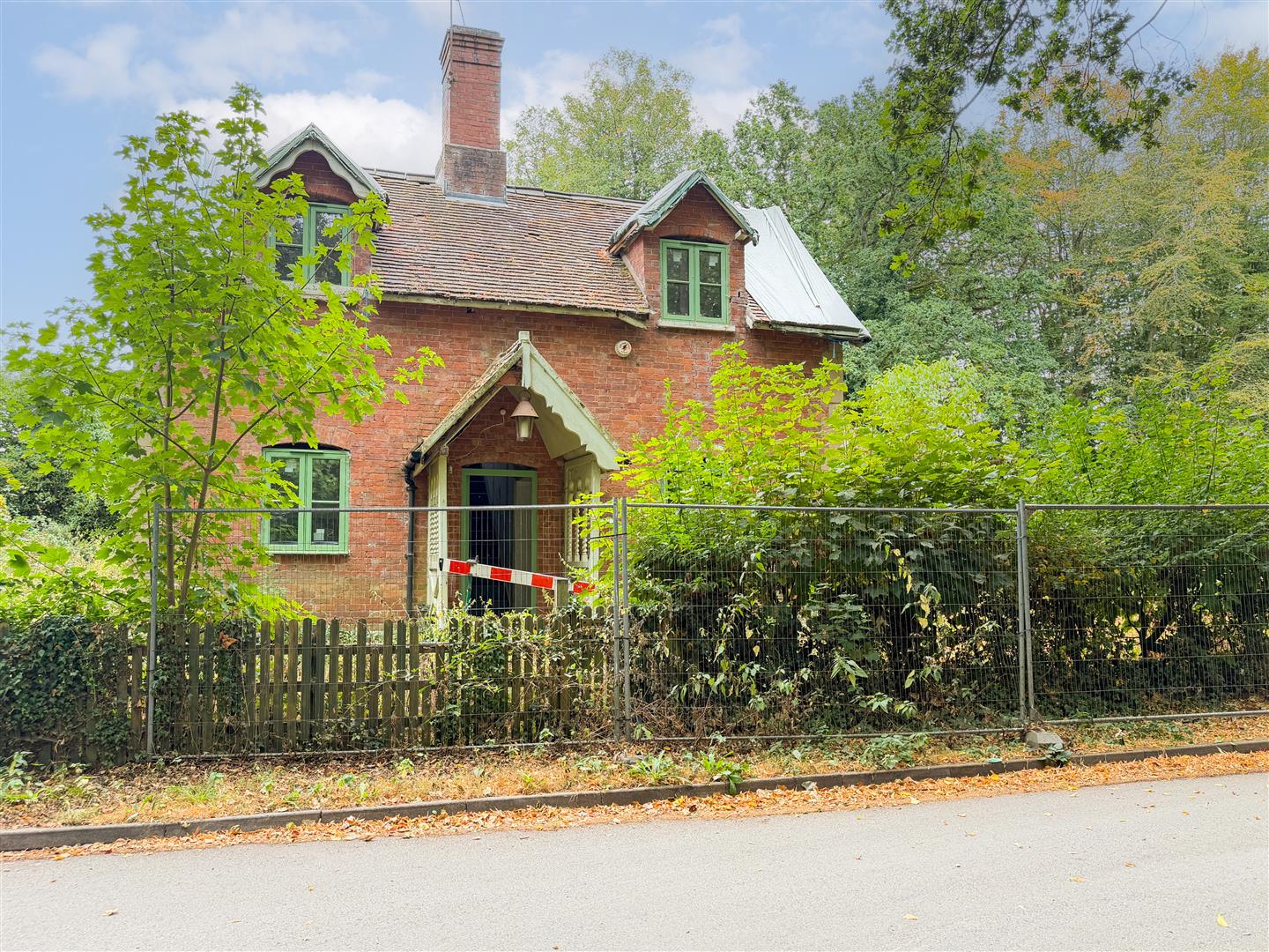 Woodcote Lane, Leek Wootton 1