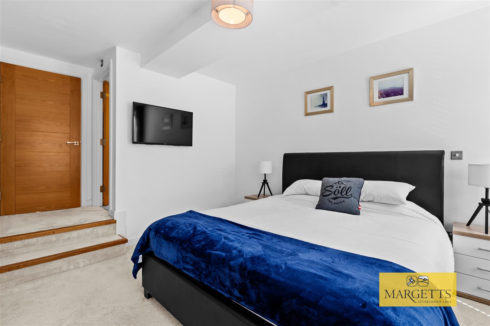 Swan Court, Swan Street, Warwick 14