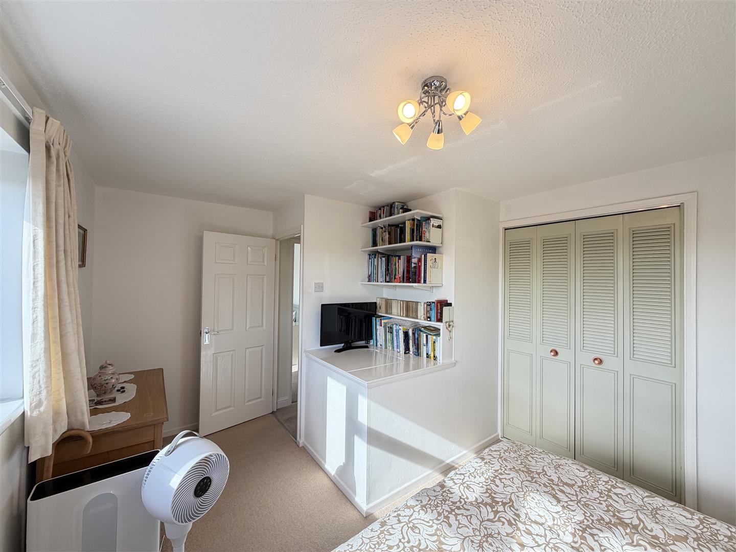 Hathaway Drive, Woodloes Park, Warwick 16