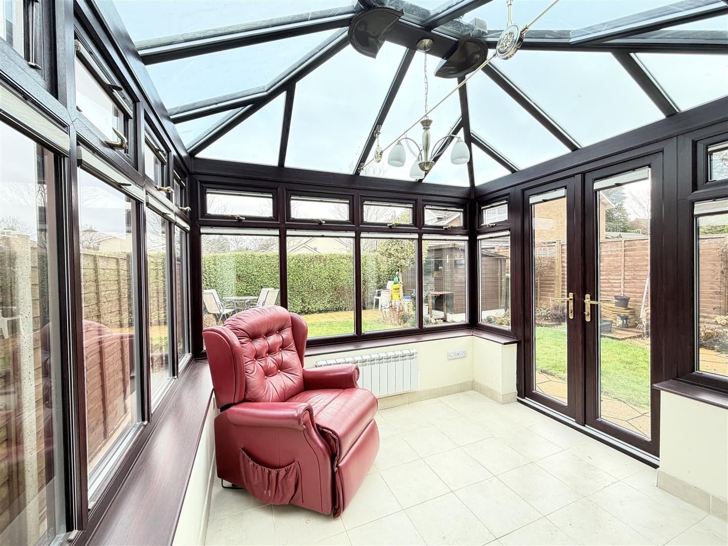 Holioake Drive, Off Myton Road, Warwick 9