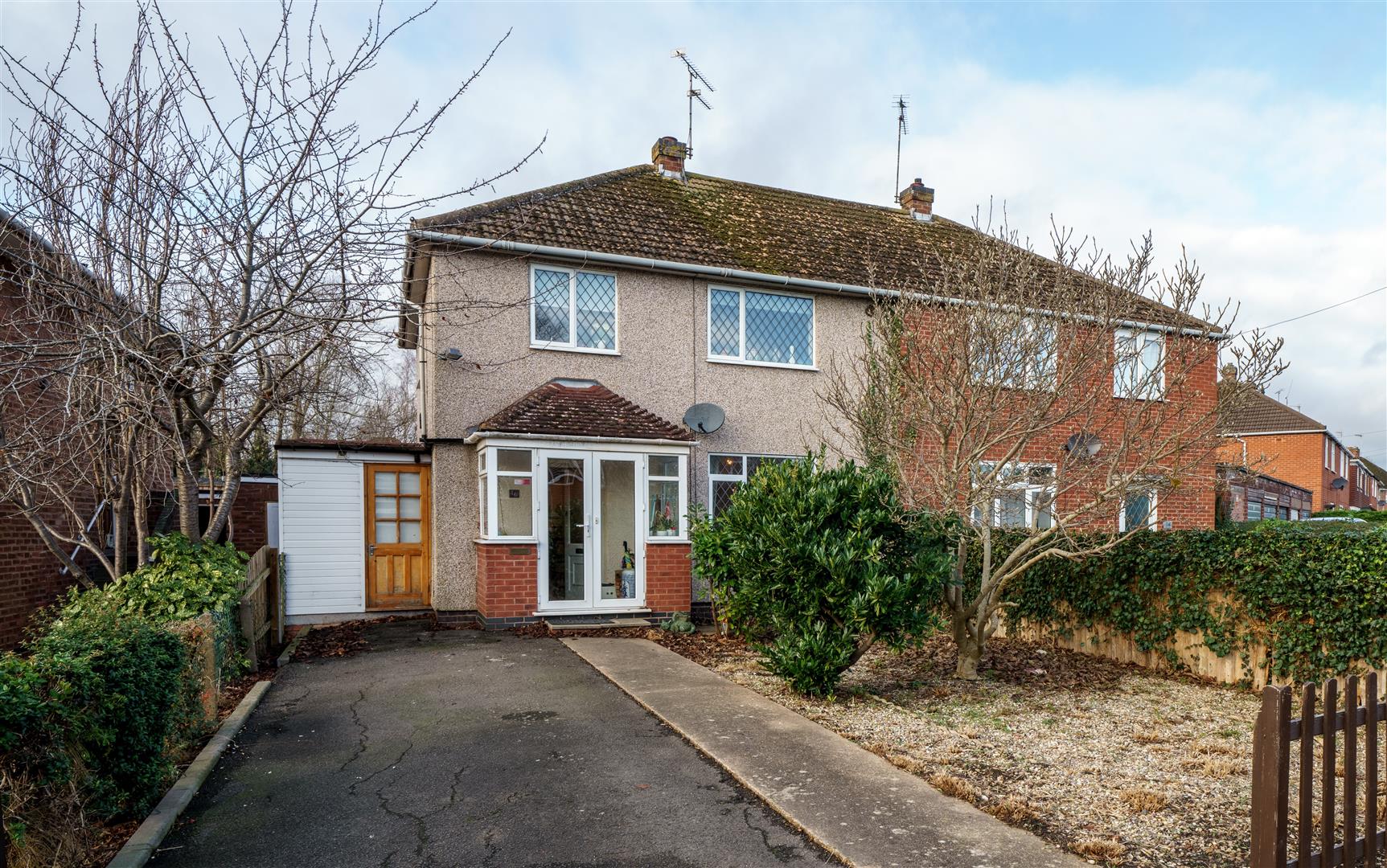 Byron Avenue, Warwick 1