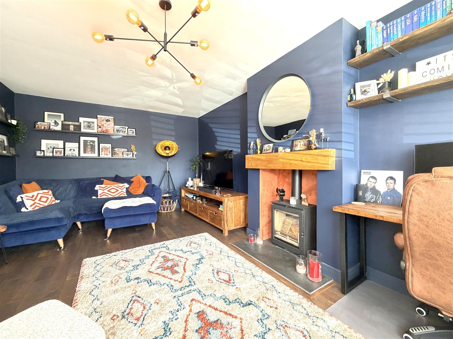 Highlands Close, Warwick 9