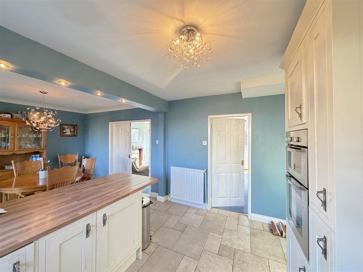 Leyfields Crescent, Warwick 7