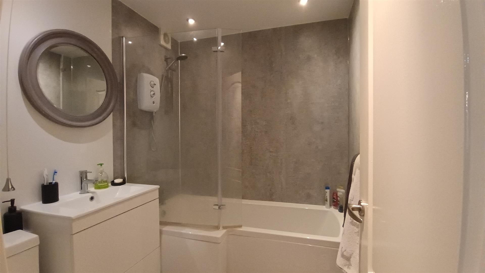 Deansway, Woodloes Park, Warwick 11