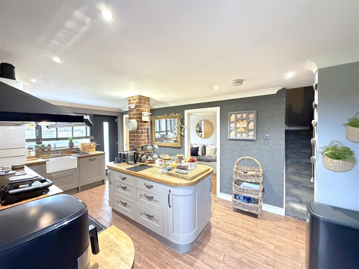 Exham Close, Woodloes Park, Warwick 8