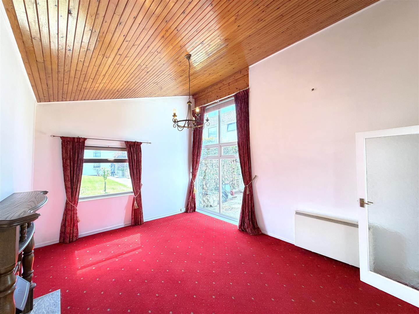 Fields Court, Off Cliffe Way, (or Coventry Rd) Warwick 6