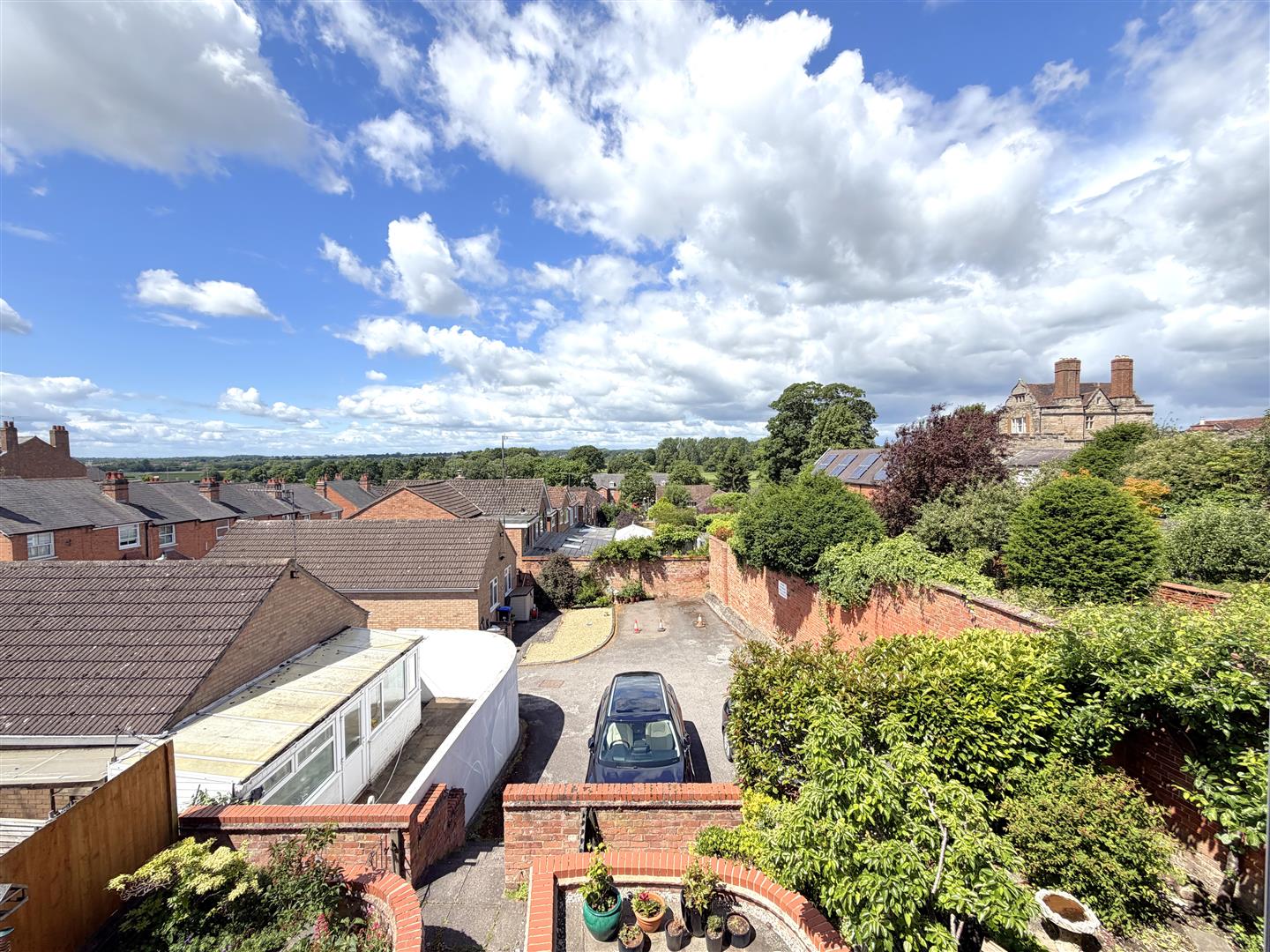 Theatre Street, Warwick 16