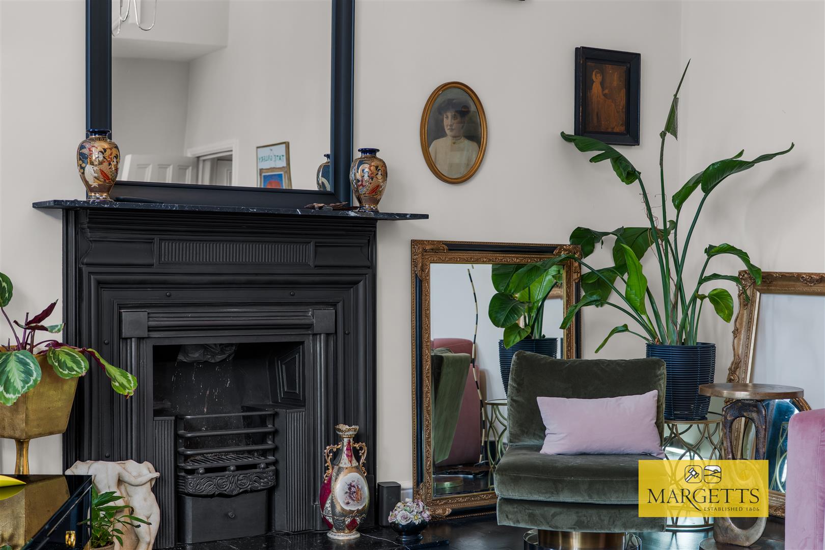 Southcotes, Warwick New Road, Royal Leamington spa 11