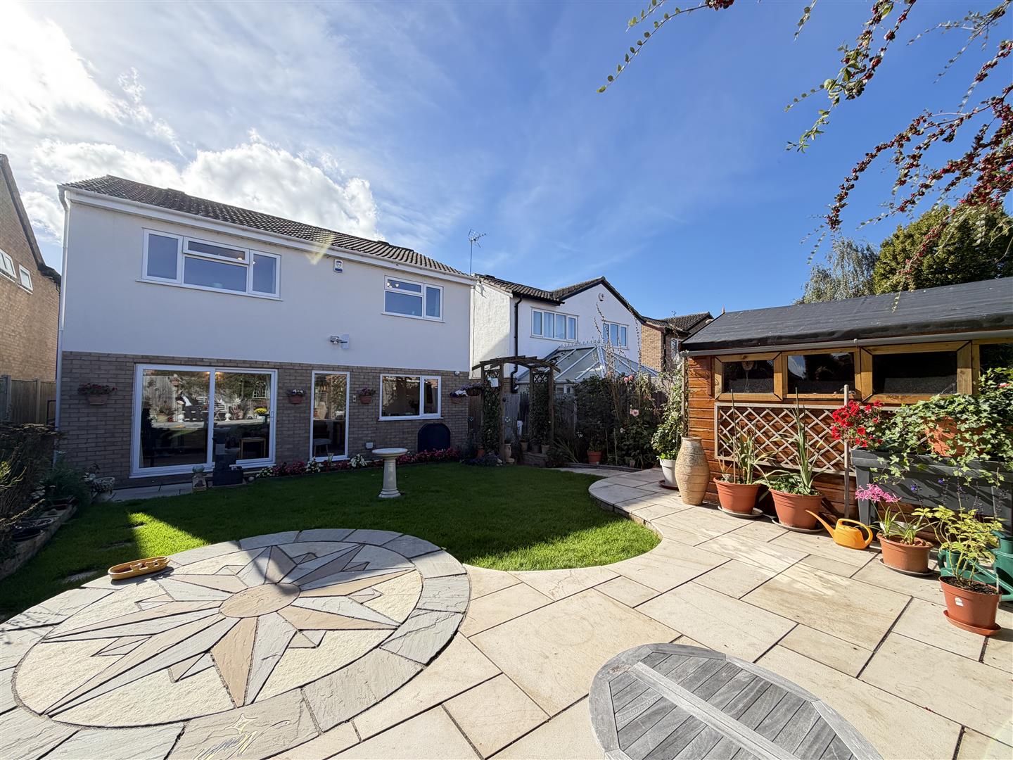 Hathaway Drive, Woodloes Park, Warwick 4