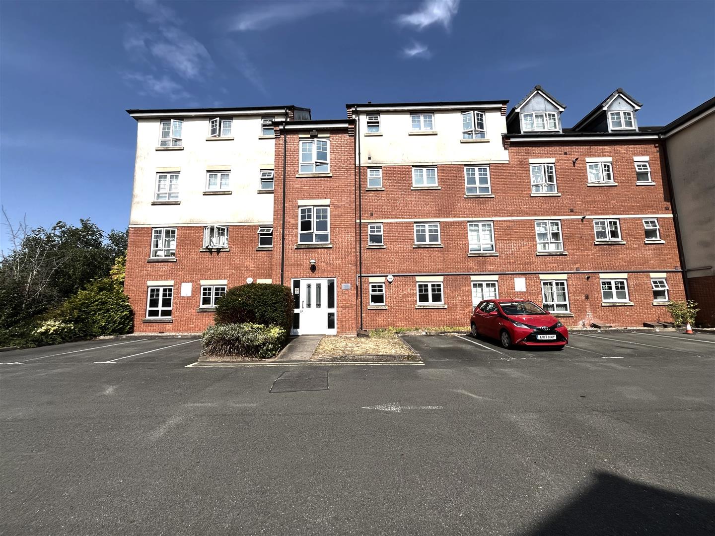 Turberville Place, Warwick