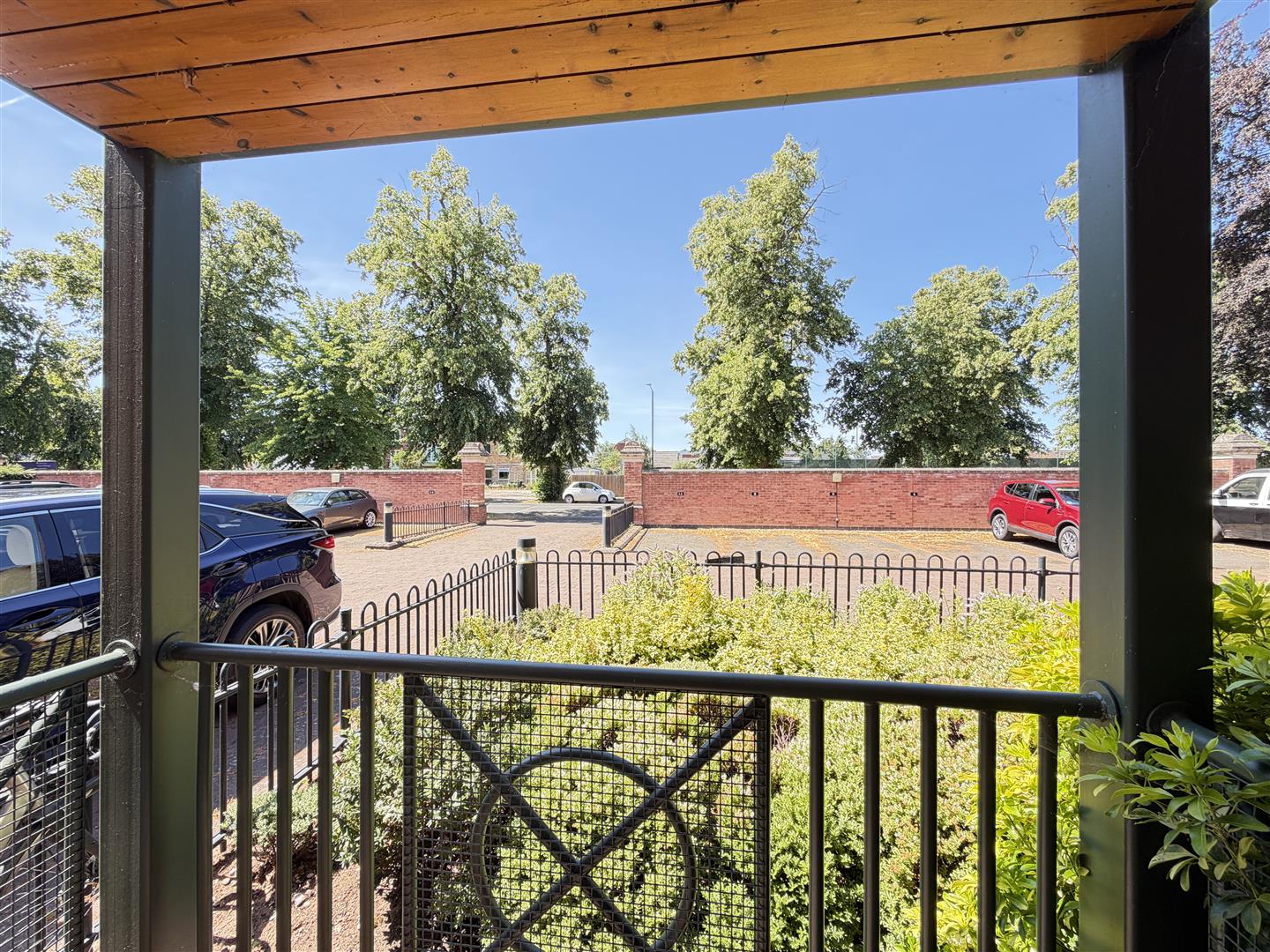 Guys Cliffe Avenue, Leamington Spa 11