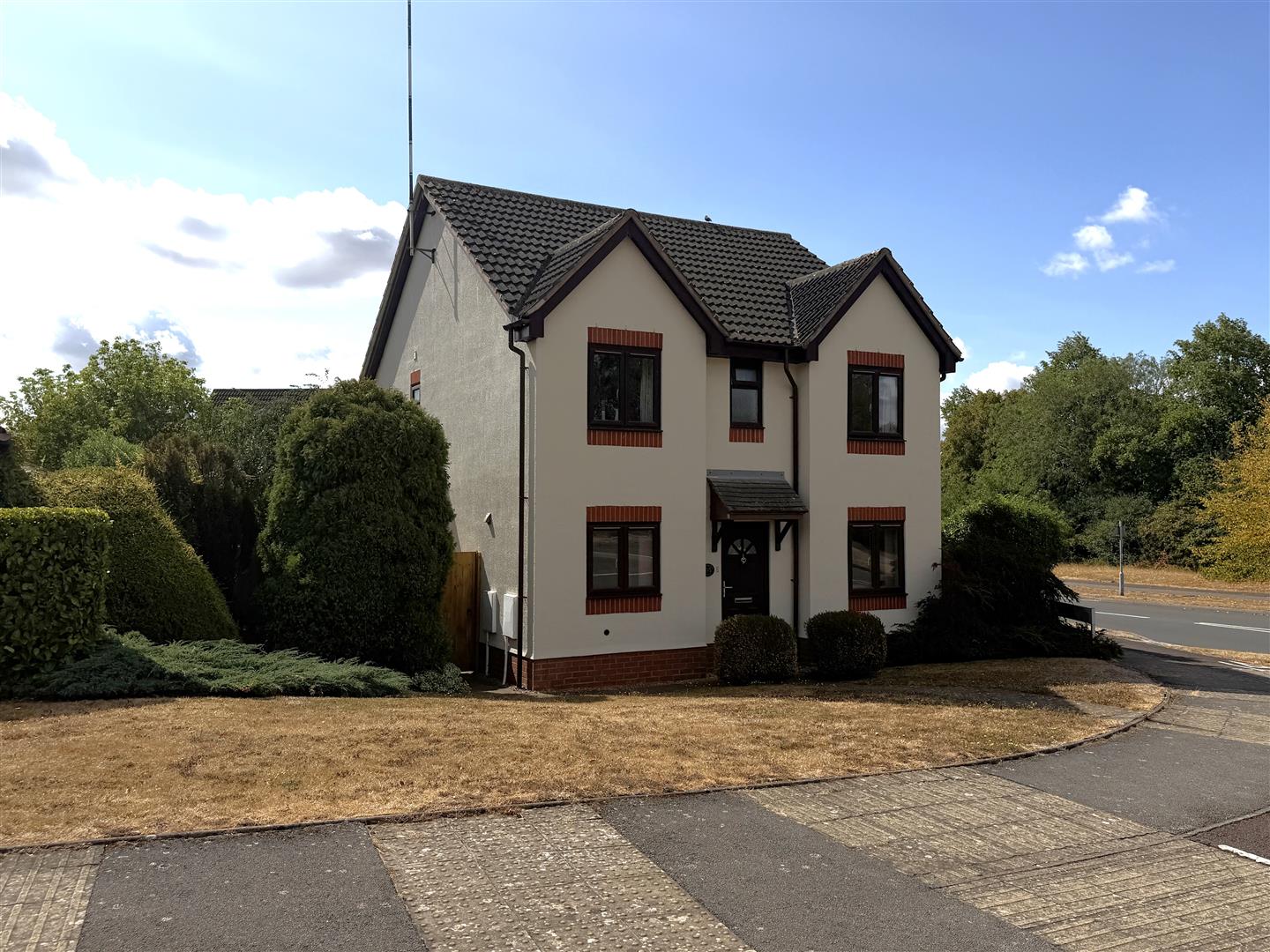 Tidmington Close, Hatton Park, Warwick 3