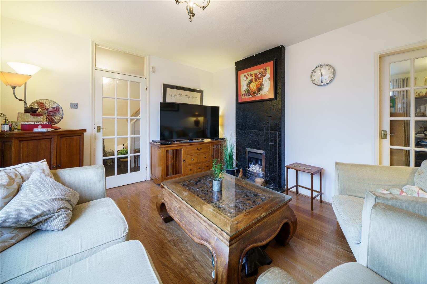 Byron Avenue, Warwick 4