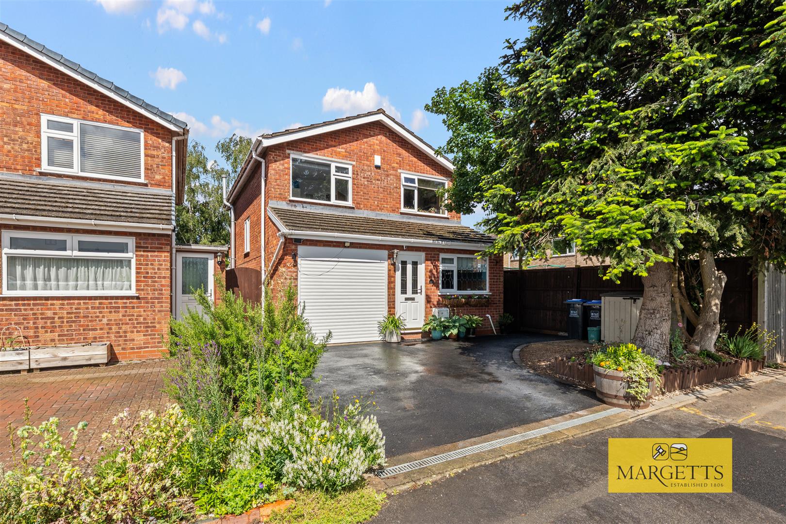 Brese Avenue, Woodloes Park, Warwick 1