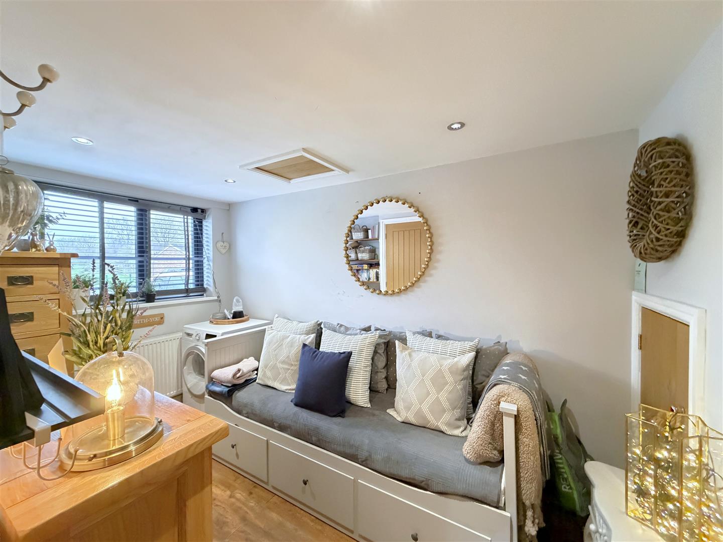 Exham Close, Woodloes Park, Warwick 11