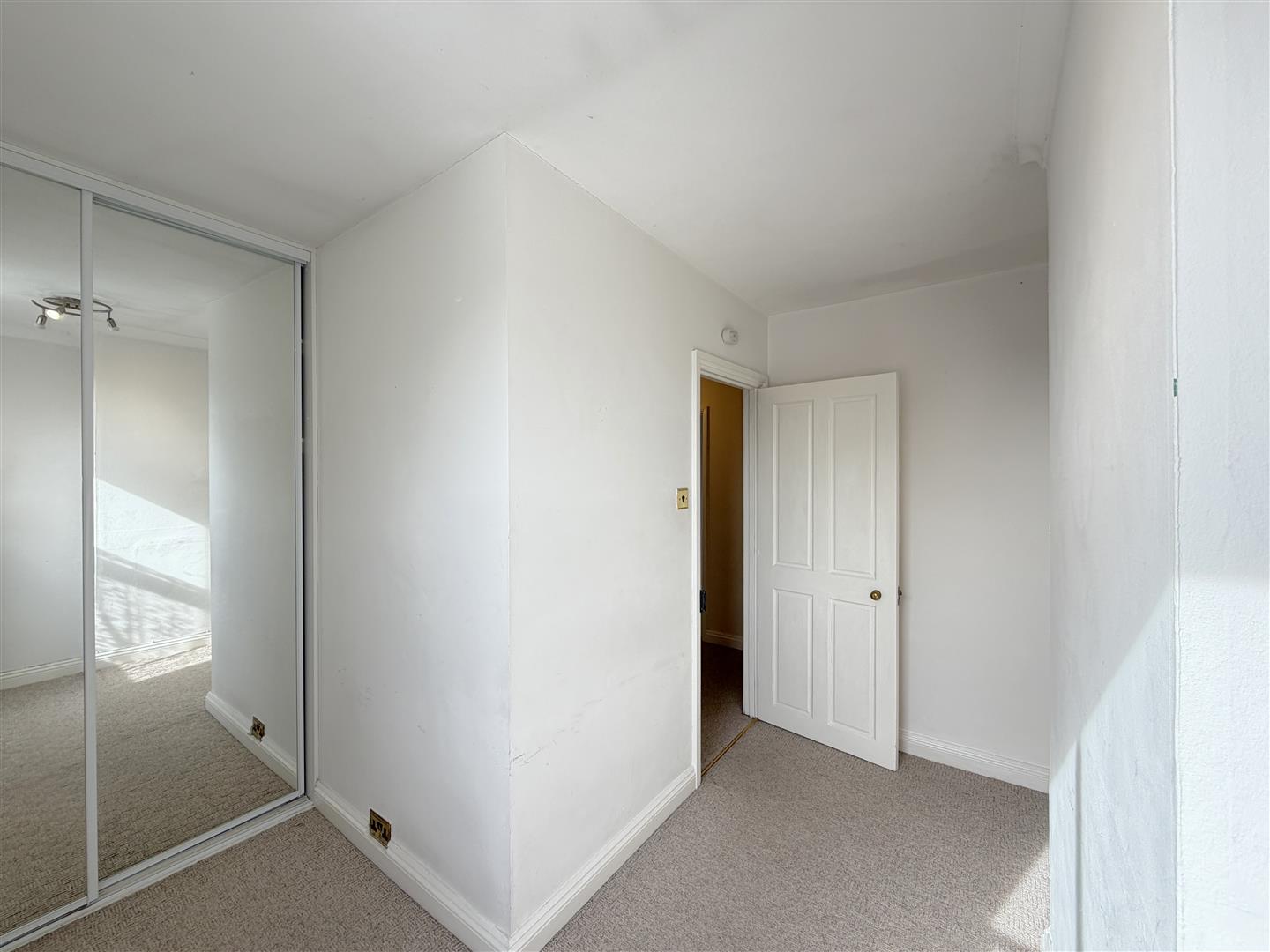 Linen Street, WARWICK 12