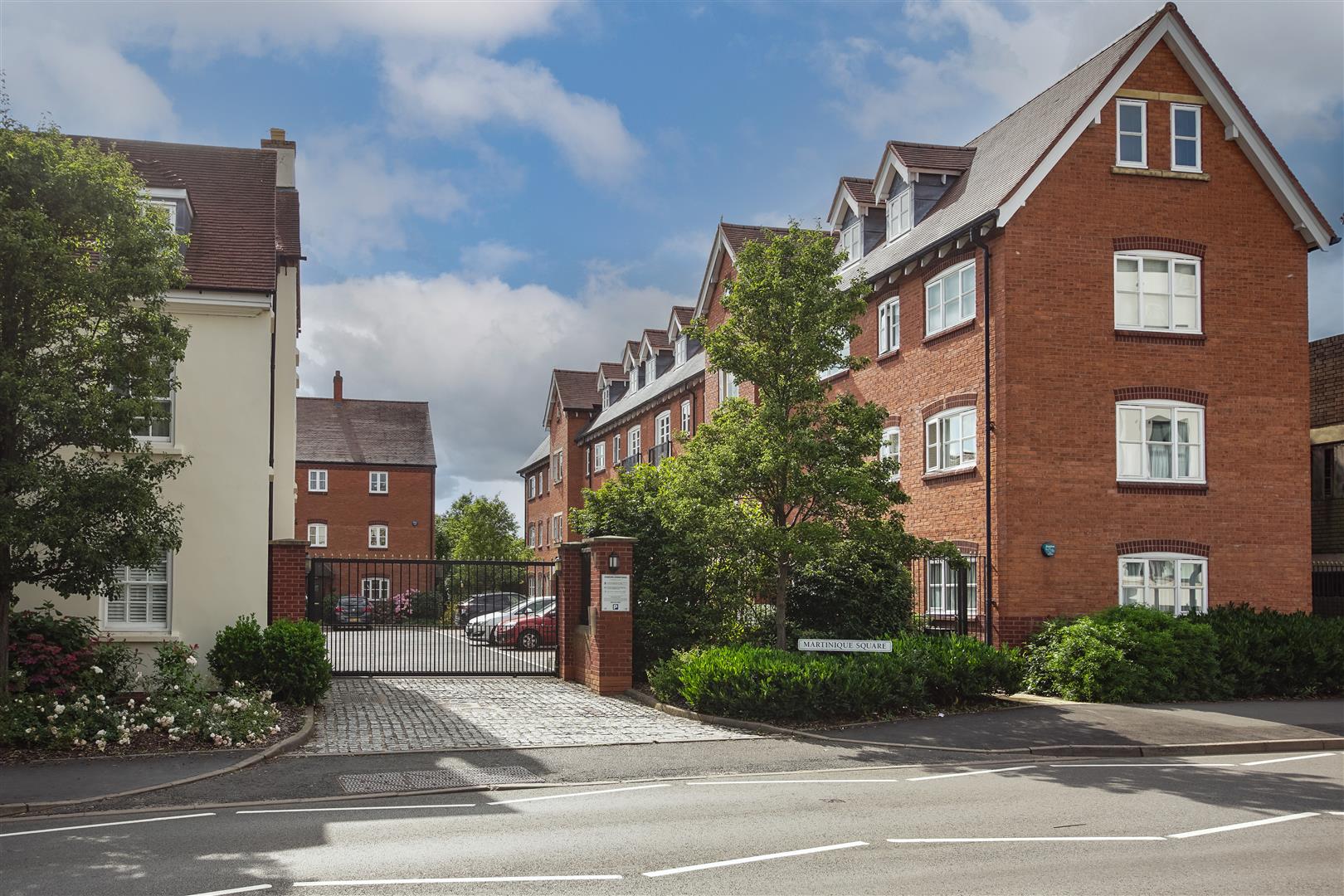 Martinique Square, Bowling Green Street, WARWICK 1