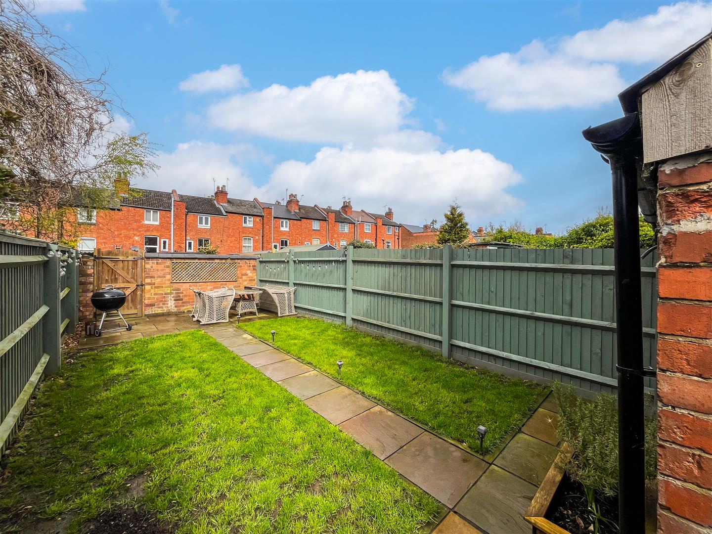 Victoria Street, Warwick 18