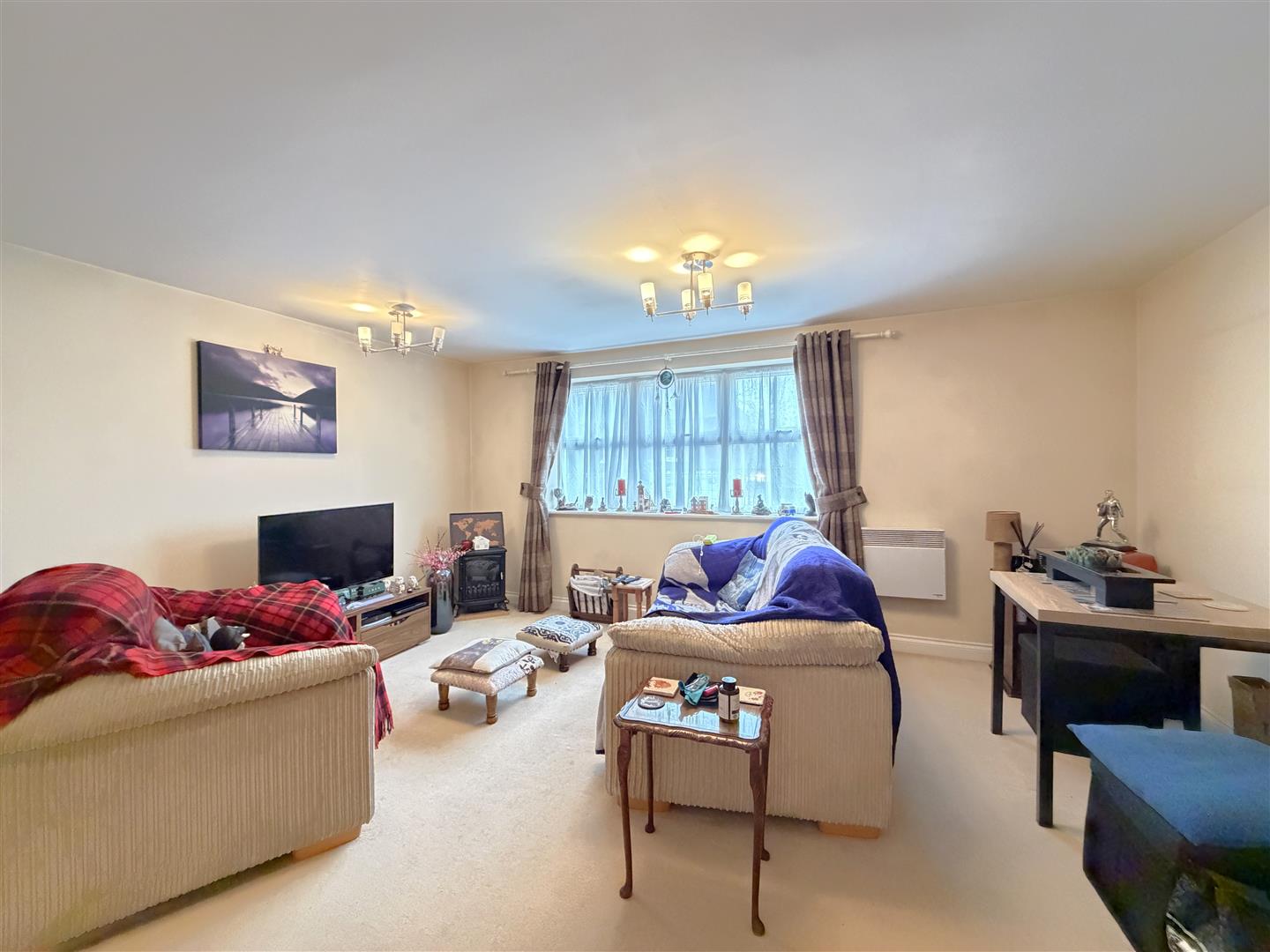 Birch Meadow Close, WARWICK 5