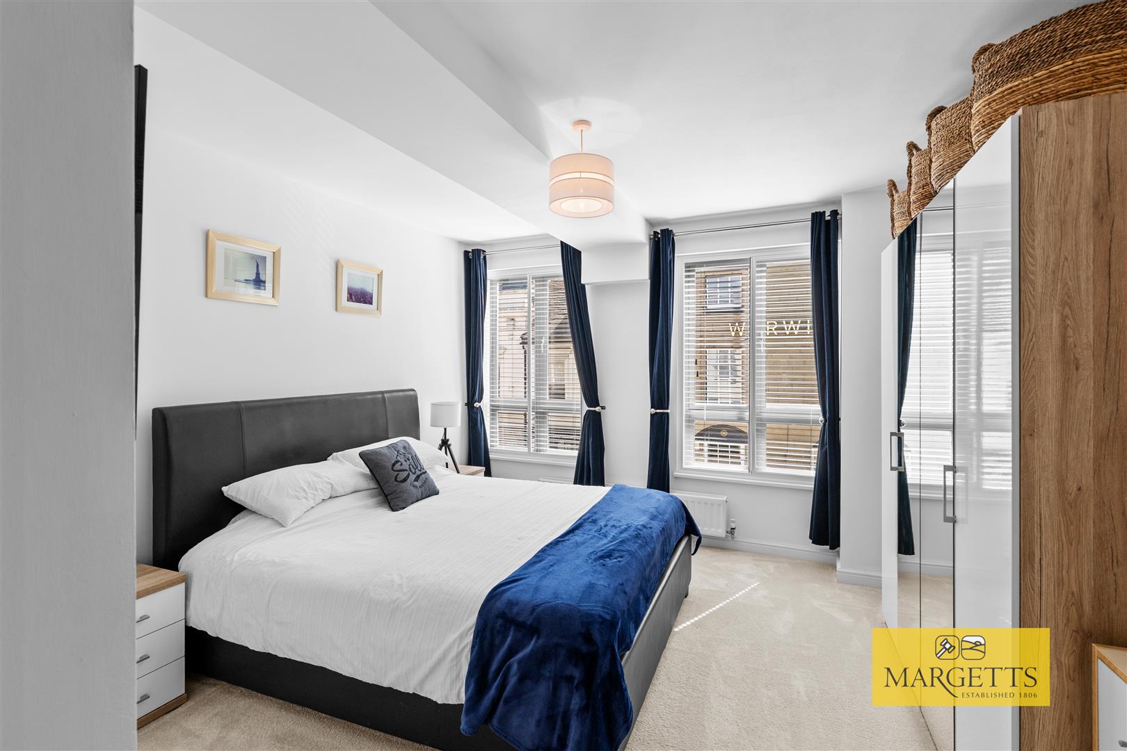 Swan Court, Swan Street, Warwick 16