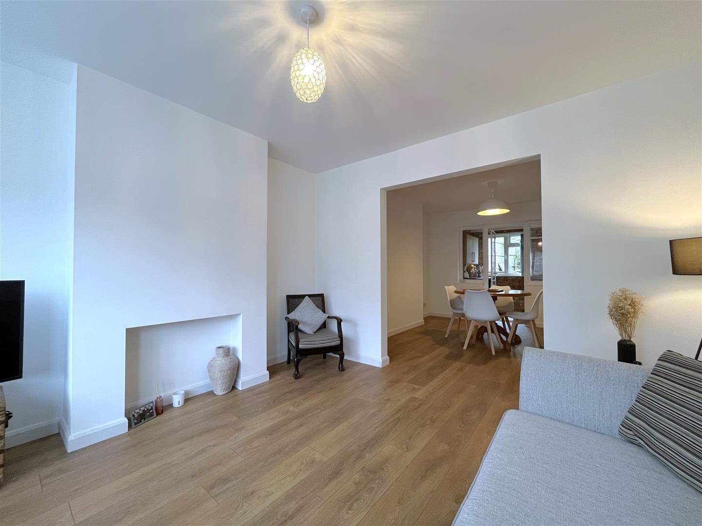 Wharf Street, Warwick 8