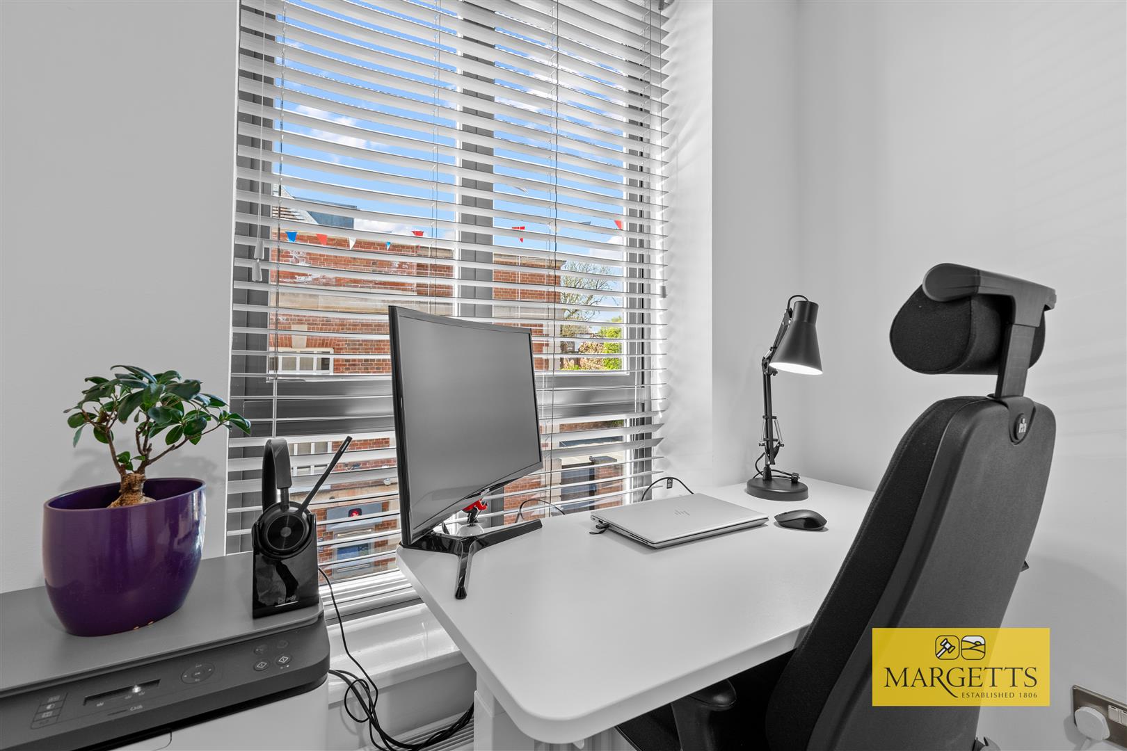 Swan Court, Swan Street, Warwick 21