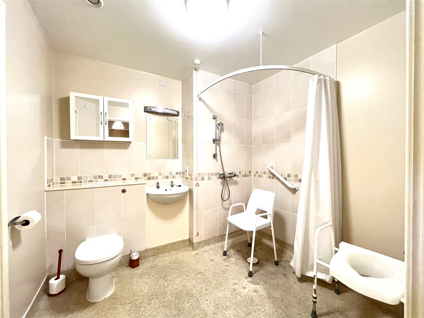 Rohan Gardens, All Saints Road, Warwick 15