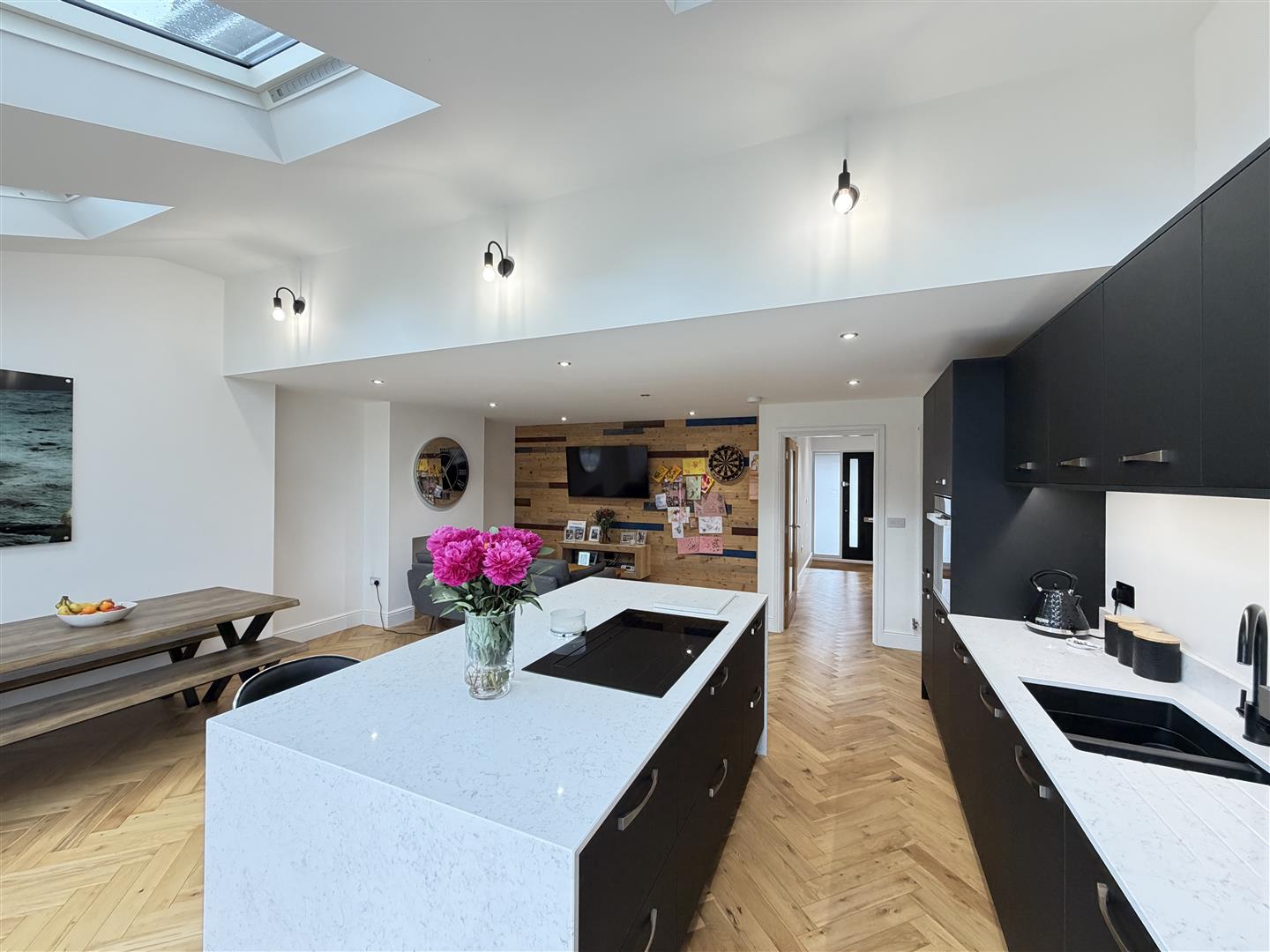 Whitnash Road, Whitnash, Leamington Spa 8