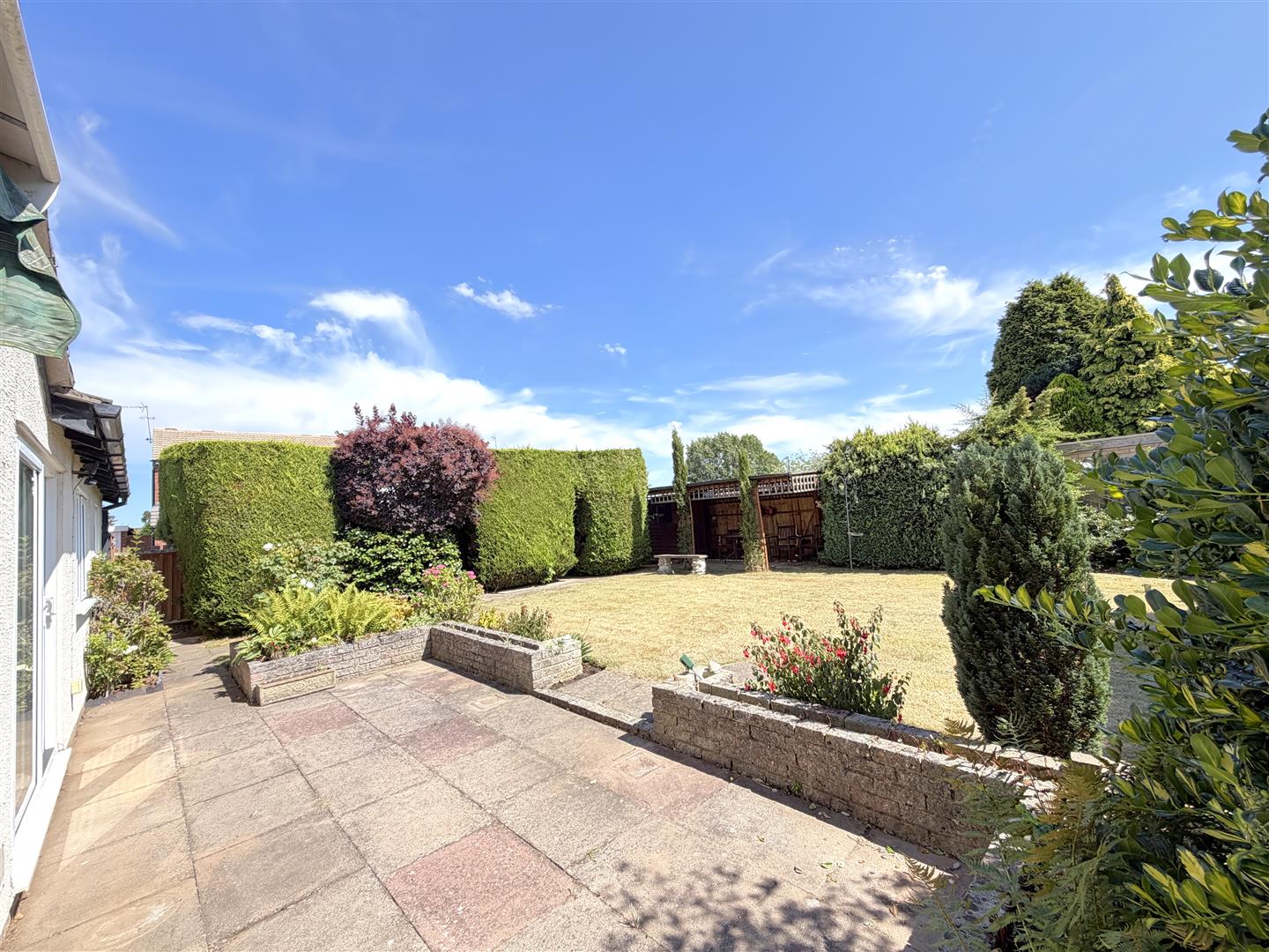 Hathaway Drive, Woodloes Park,  Warwick 3