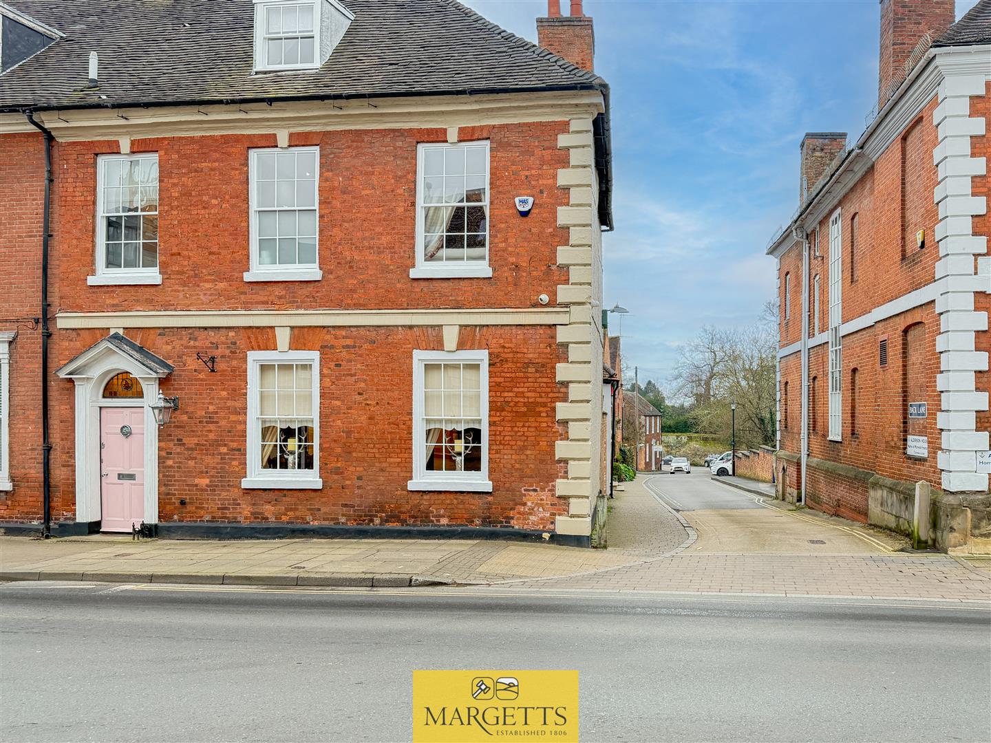 High Street, Warwick 2