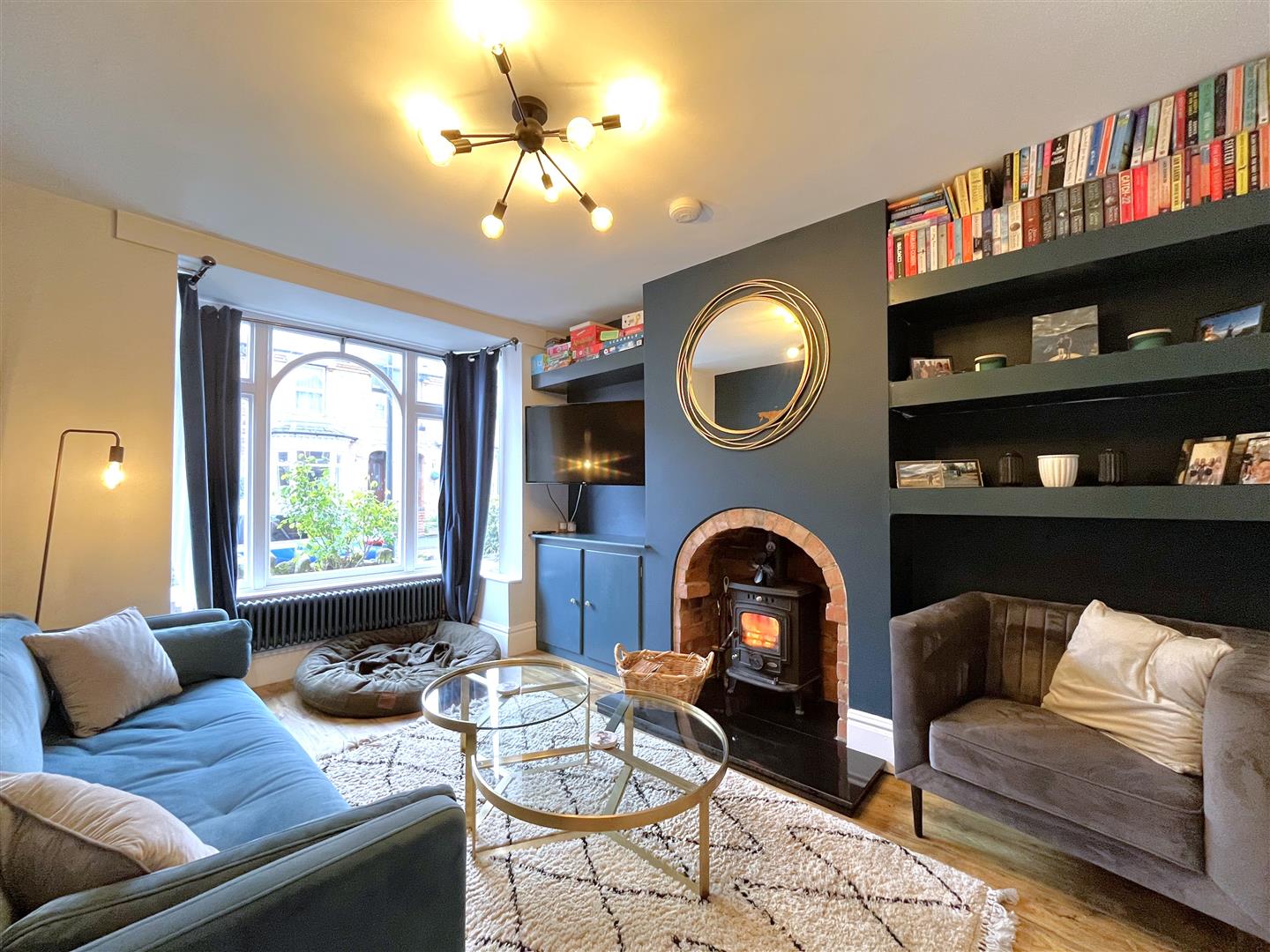 Victoria Street, Warwick 2