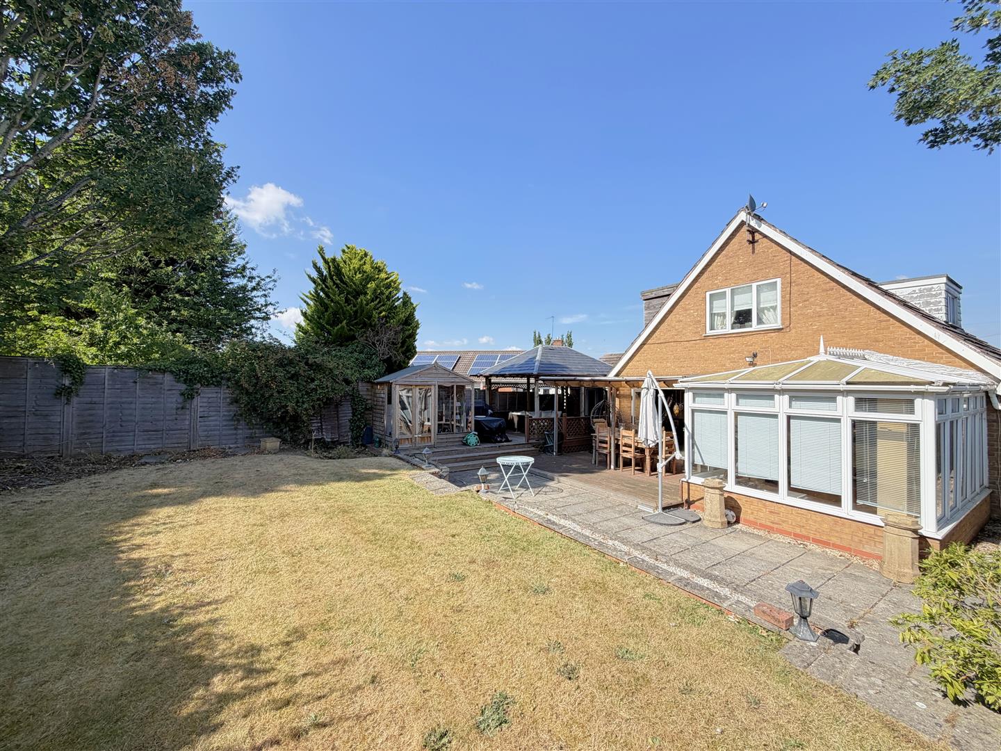 Greville Road, Warwick 2