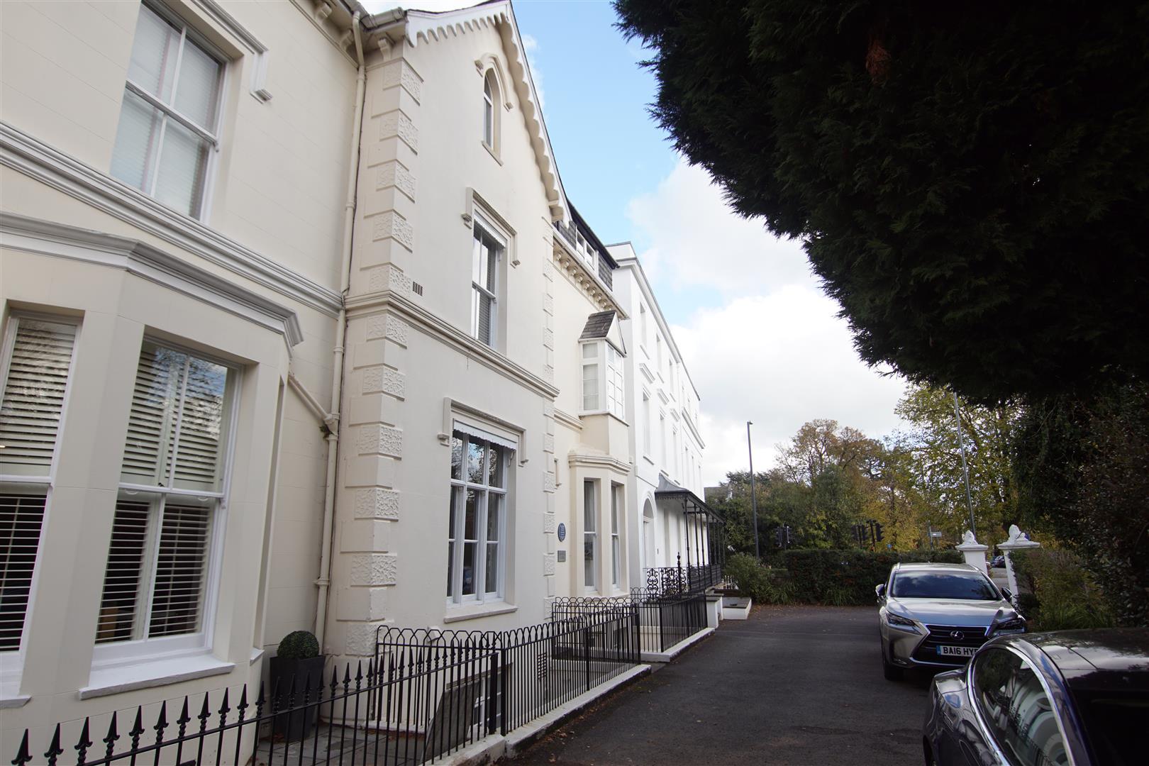 Binswood Avenue, Leamington Spa, Warwickshire