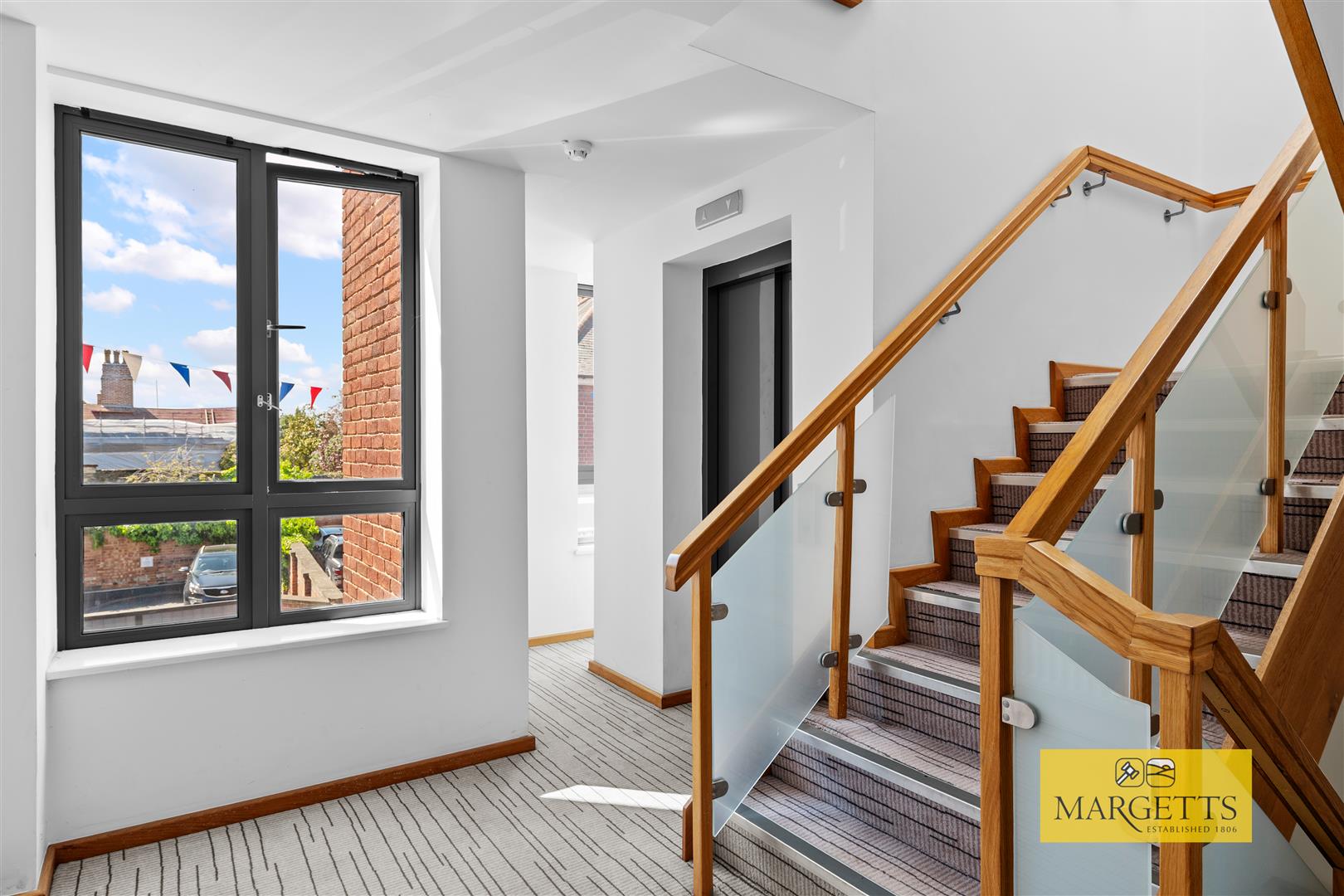 Swan Court, Swan Street, Warwick 23