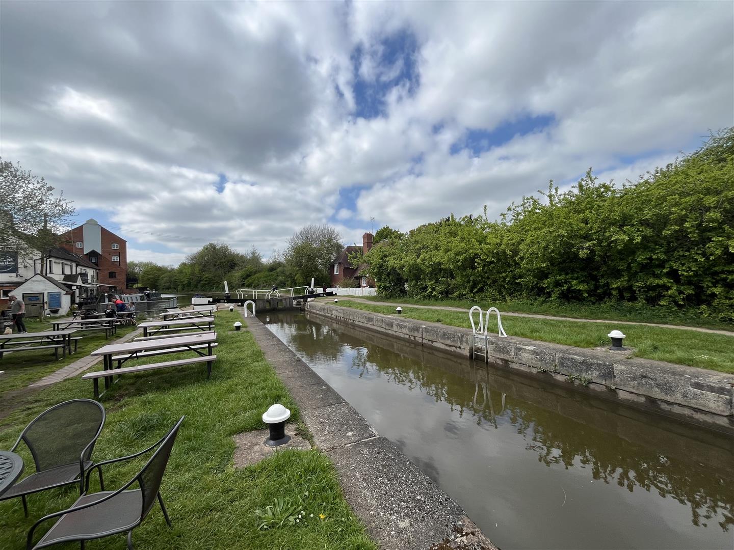 Cape Ct, Chandley Wharf, Warwick 1