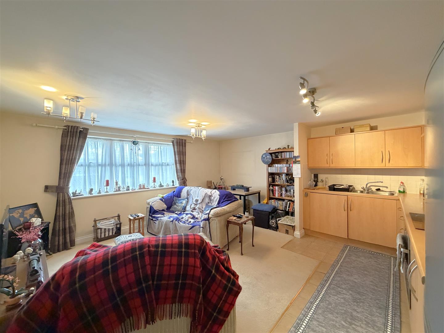Birch Meadow Close, WARWICK 7