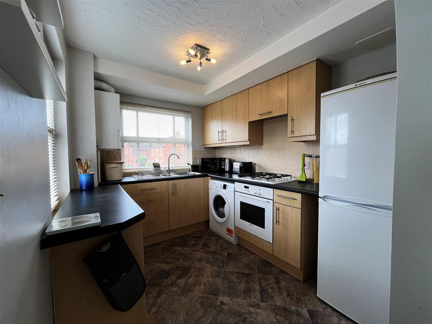 Bromhurst Way, Chase Meadow, Warwick 5