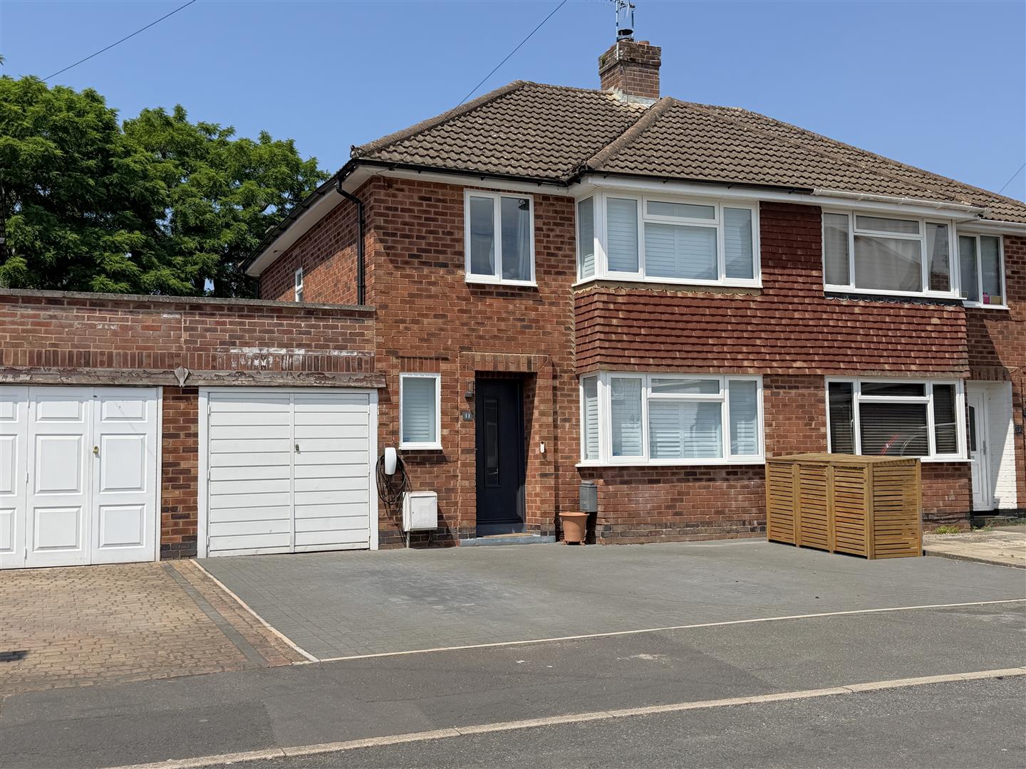 Highlands Close, Warwick 25
