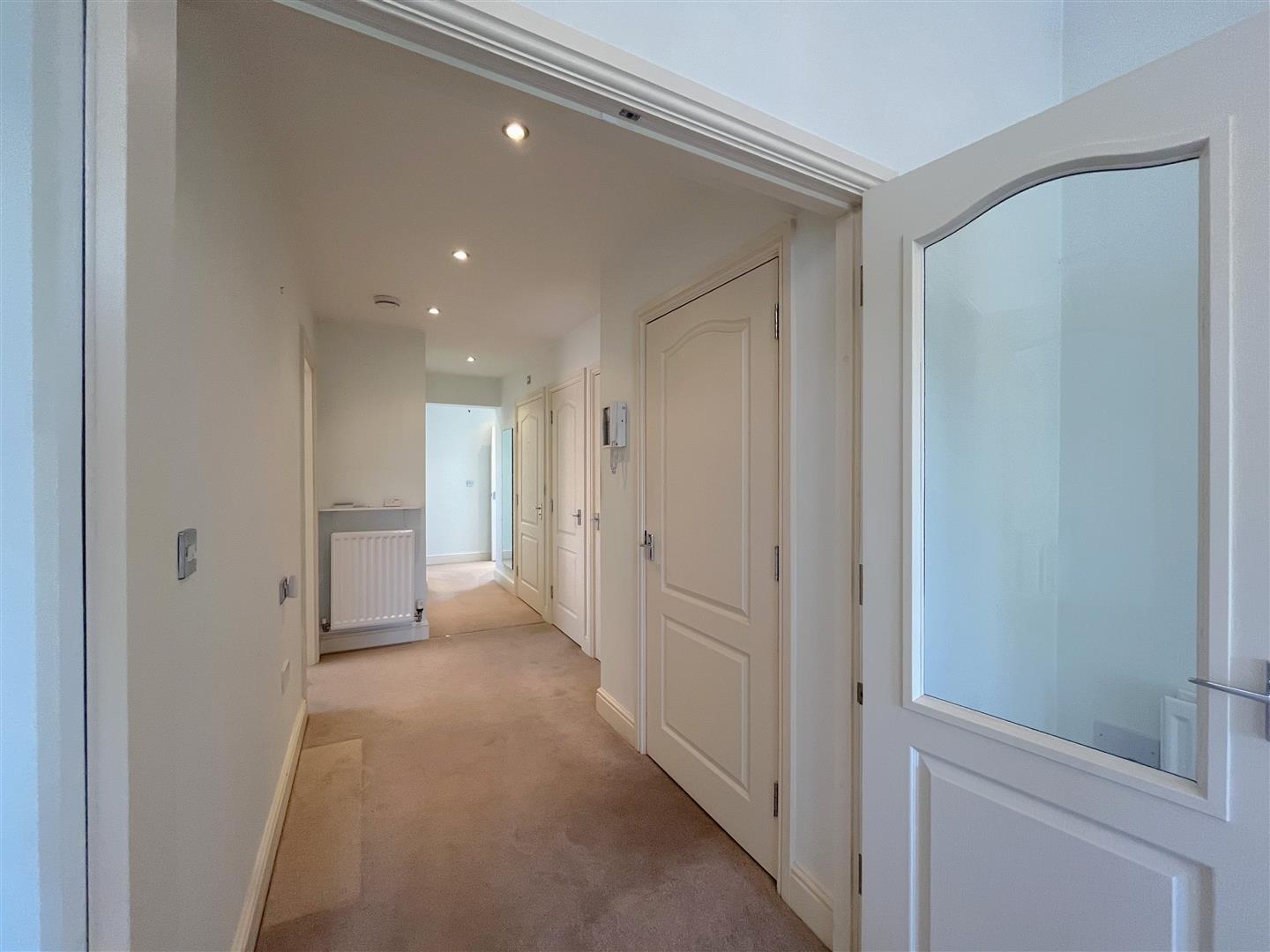 Saxon Court, Guys Cliffe Avenue, Royal Leamington Spa 5