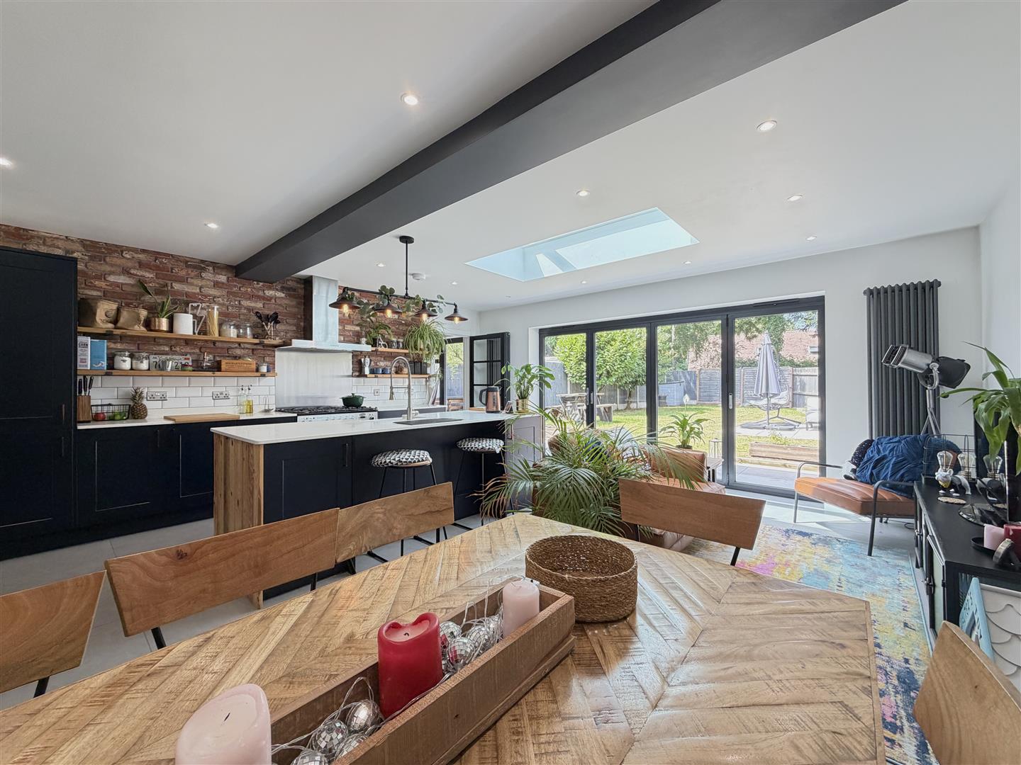 Highlands Close, Warwick 3