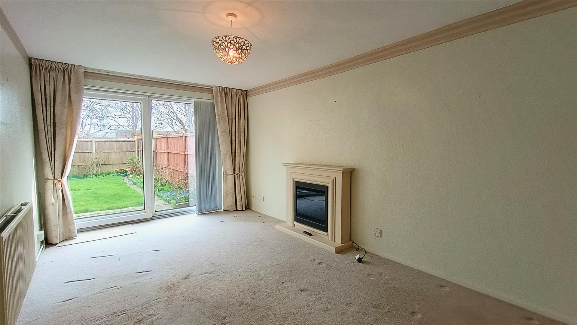 Lowes Avenue, Woodloes Park, Warwick 5