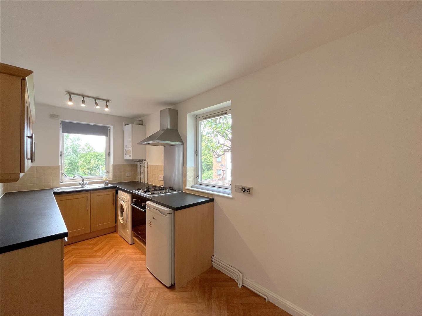 Oken Court, Central Warwick 5