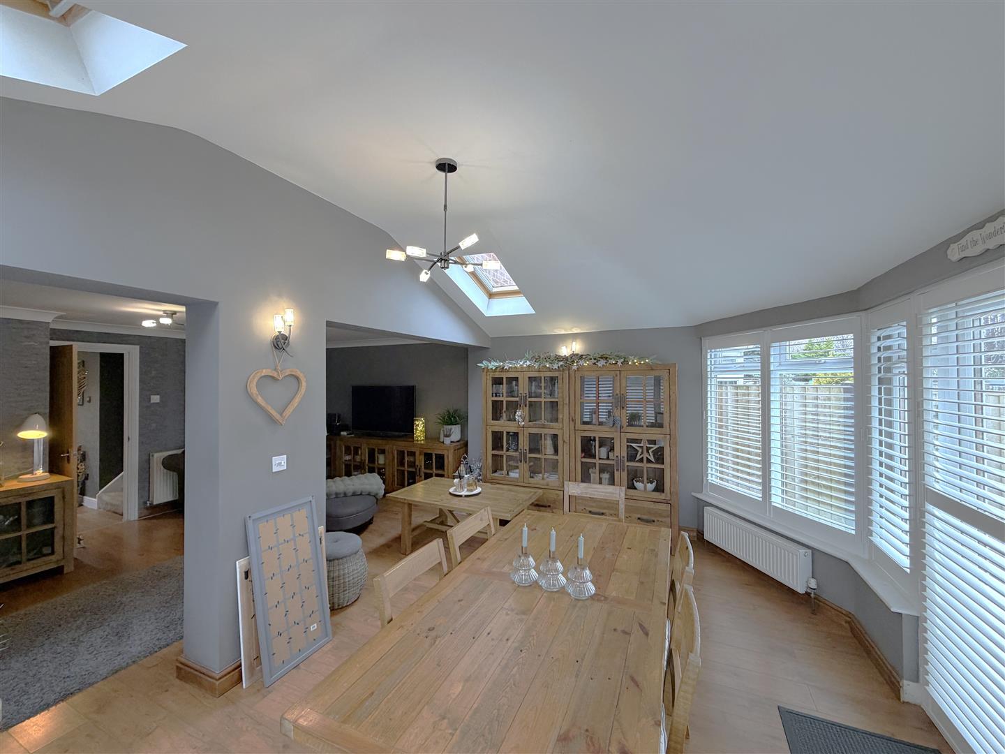 Exham Close, Woodloes Park, Warwick 4