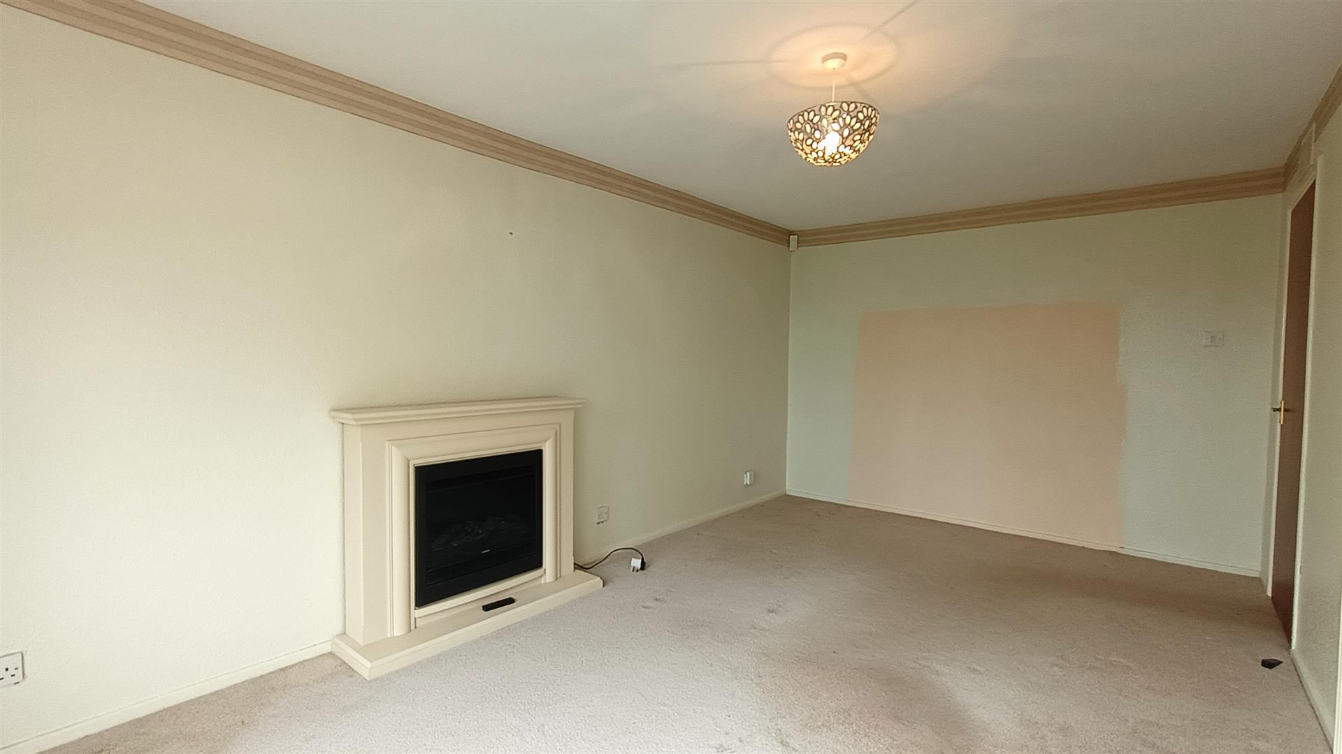 Lowes Avenue, Woodloes Park, Warwick 6