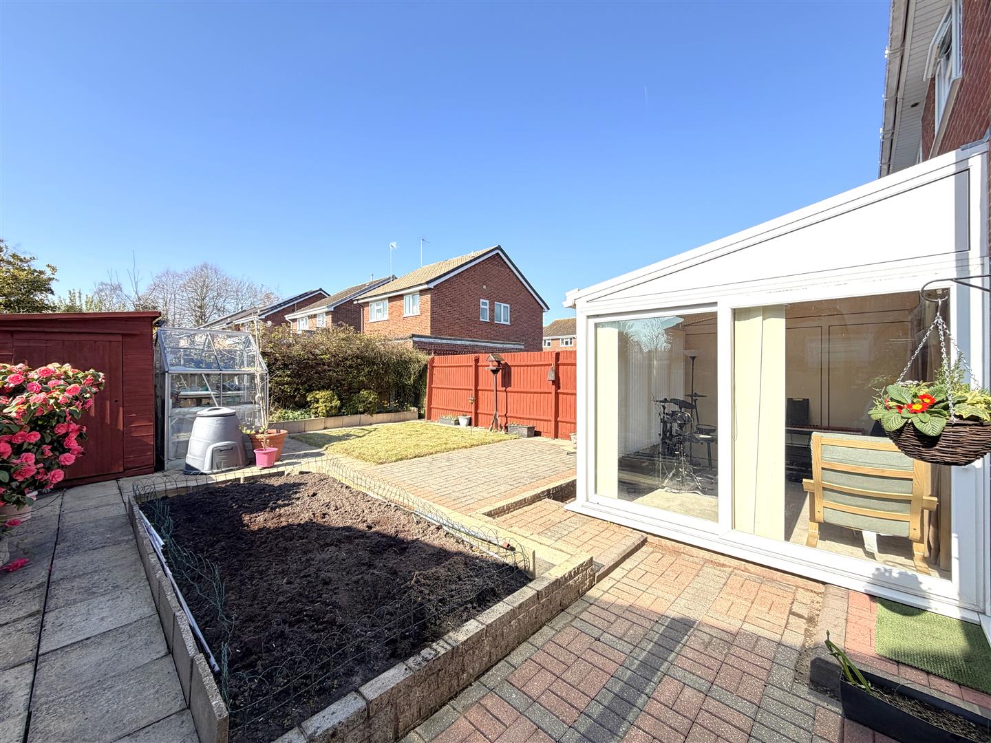 Makepeace Avenue, Woodloes Park, Warwick 3