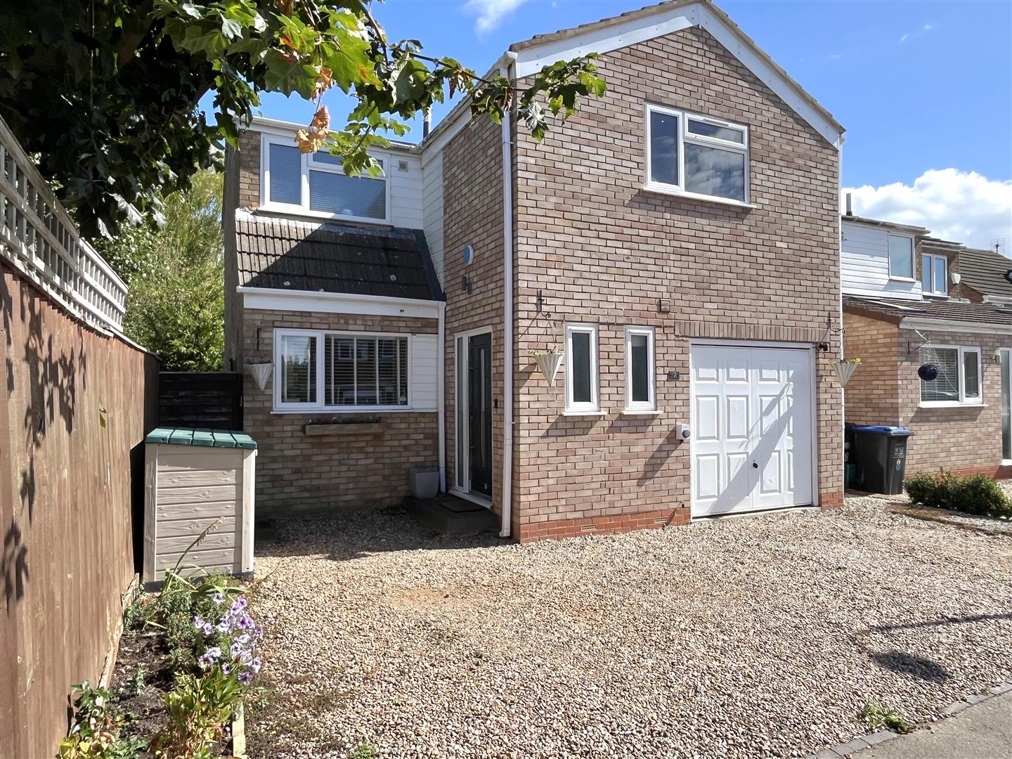 Marten Close, Hampton Magna, Warwick 1