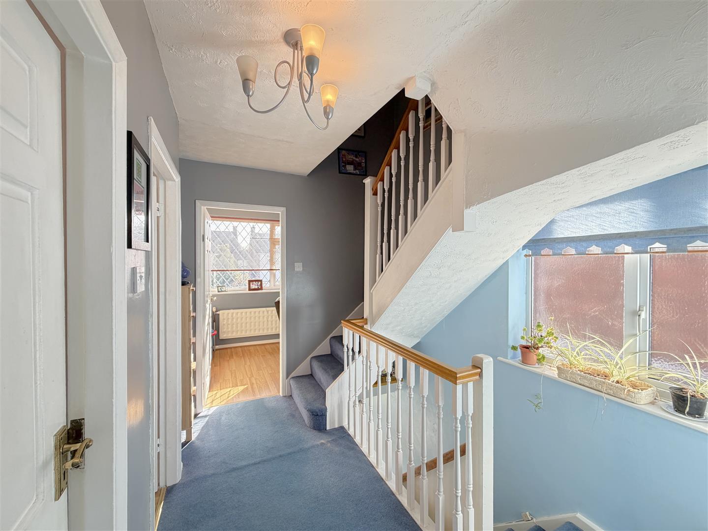 Leyfields Crescent, Warwick 13